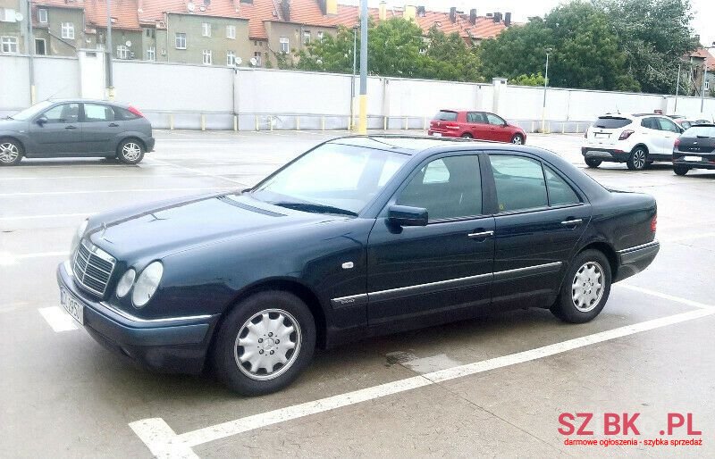 1997' Mercedes-Benz Klasa E photo #4