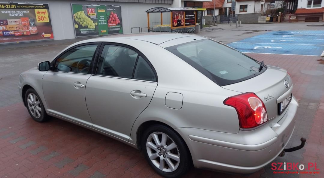 2007' Toyota Avensis photo #4
