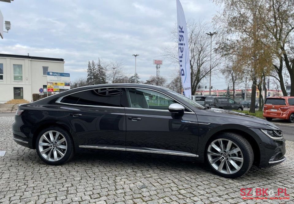 2022' Volkswagen Arteon photo #3