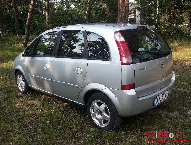 2003' Opel Corsa photo #2