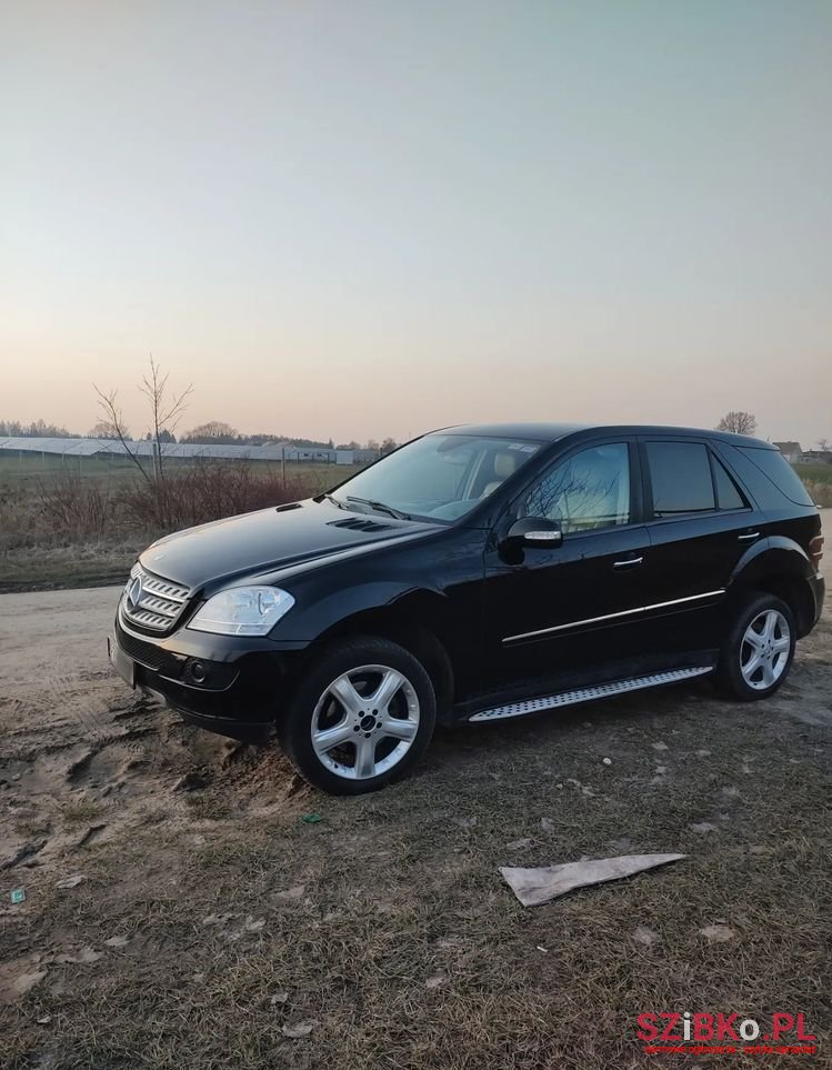 2007' Mercedes-Benz Ml photo #3