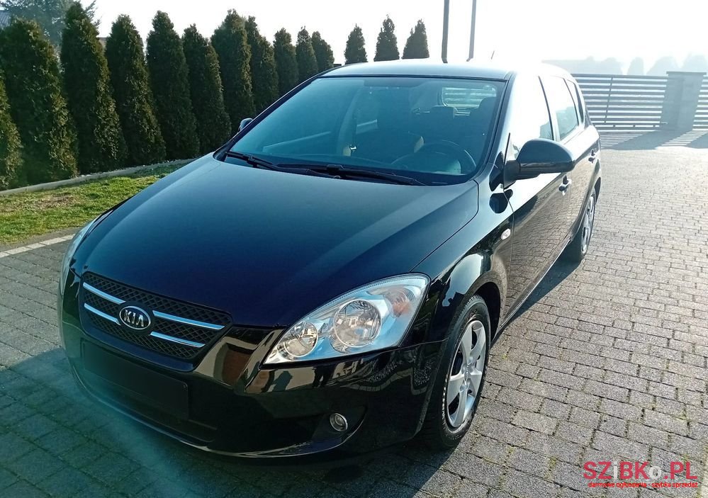 2007' Kia Ceed photo #1