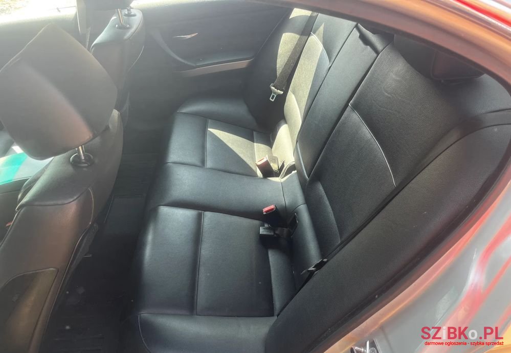 2005' BMW 3 Series 325I photo #5