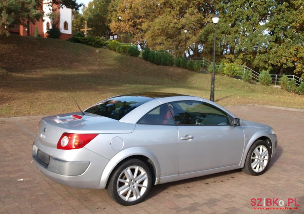 2006' Renault Megane photo #3