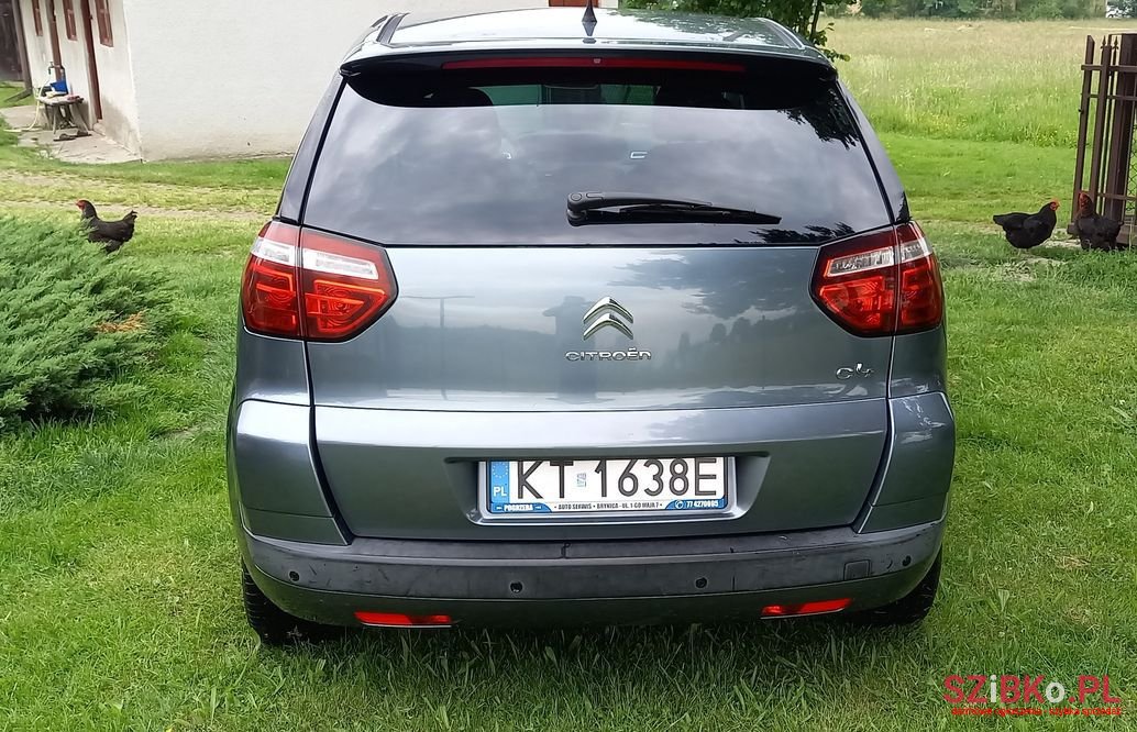 2011' Citroen C4 Picasso photo #1