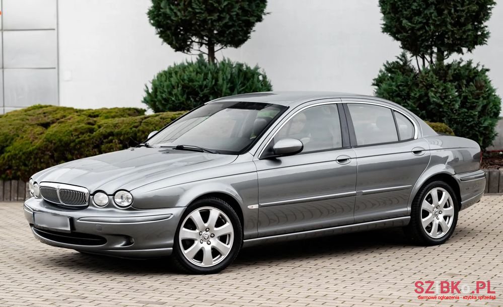 2005' Jaguar X-Type photo #3