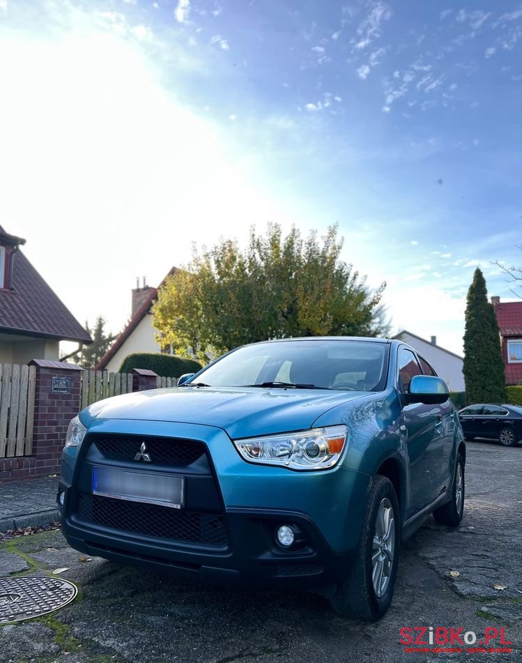 2011' Mitsubishi ASX 1.6 2Wd Edition photo #2