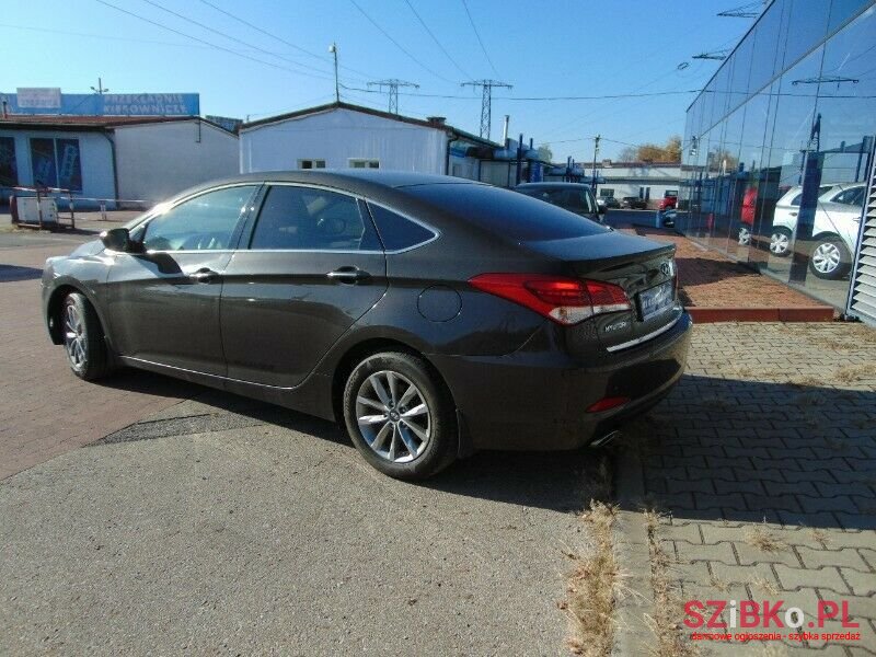 2017' Hyundai i40 photo #2