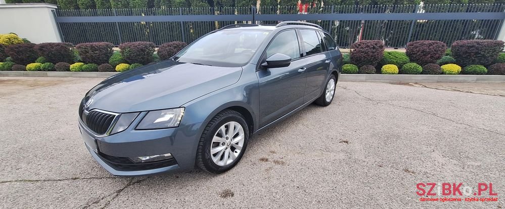 2017' Skoda Octavia 1.6 Tdi Ambition photo #1