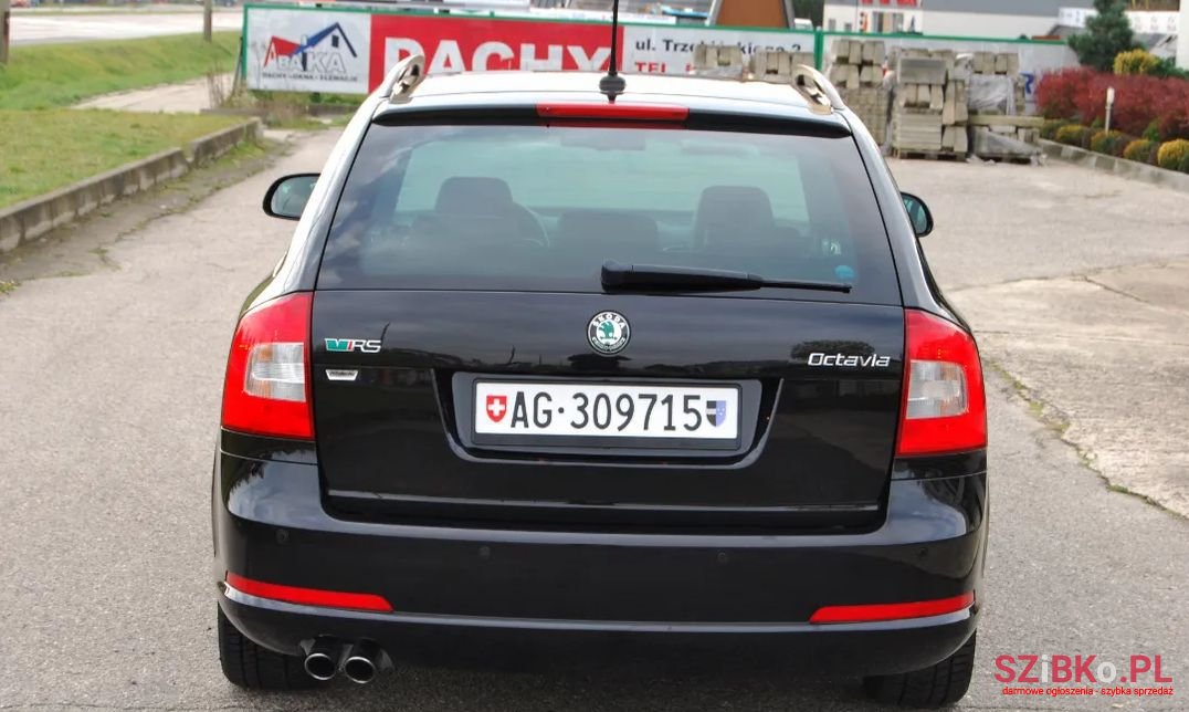 2011' Skoda Octavia photo #3