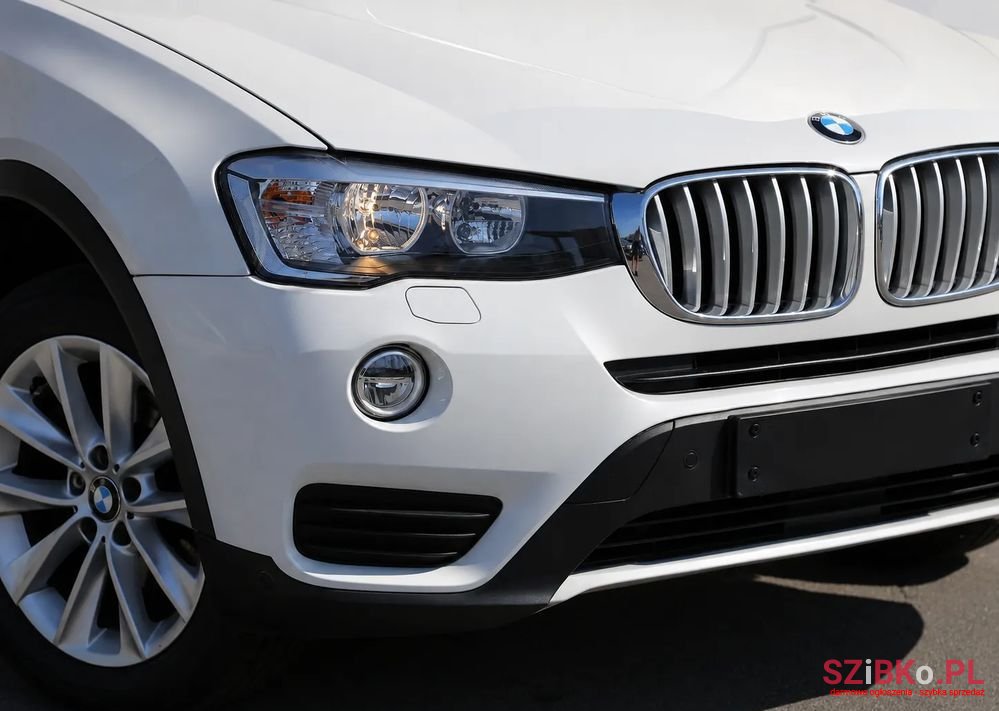 2017' BMW X3 Xdrive28I photo #4