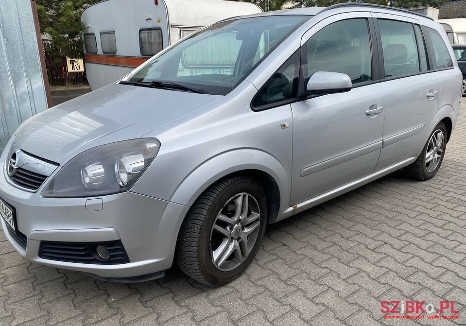 2007' Opel Zafira photo #2