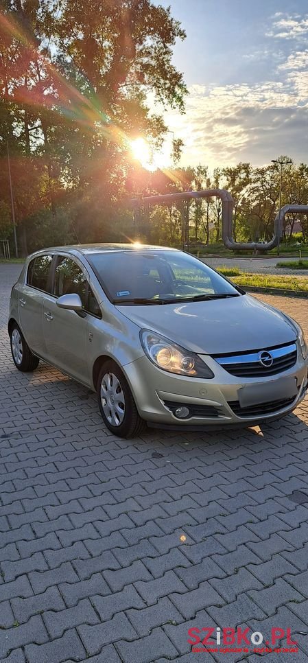 2010' Opel Corsa 1.4 16V 111 photo #1