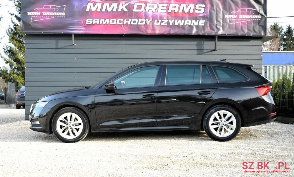 2022' Skoda Octavia photo #5