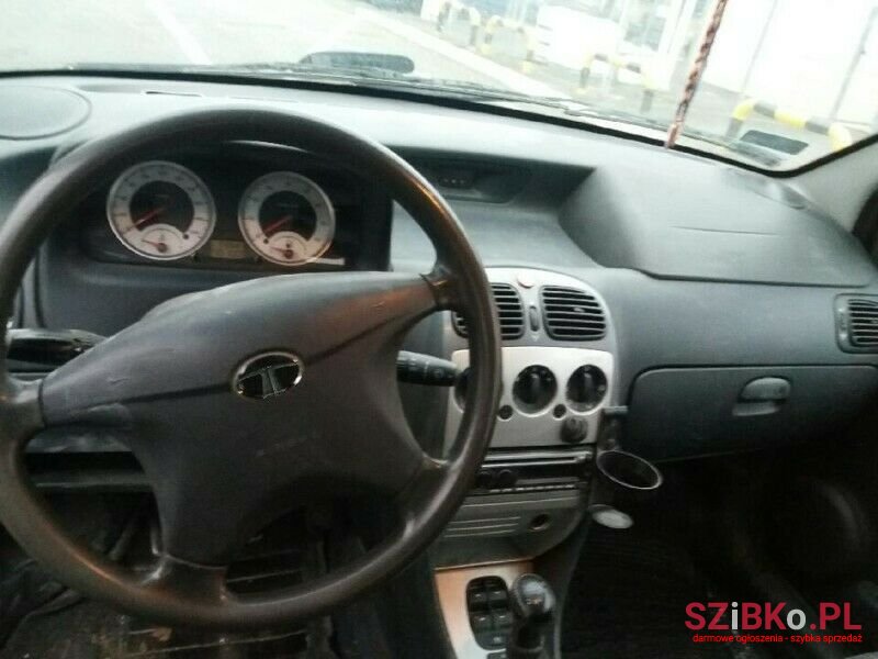 2009' Tata Indigo photo #3