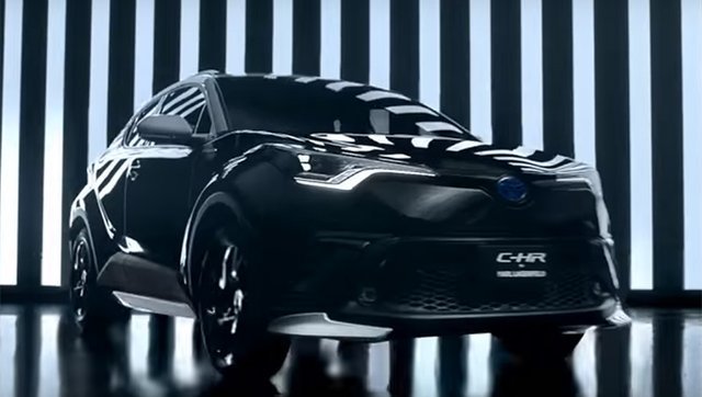 Toyota C-HR похвалилася спеціальною дизайнерською версією
