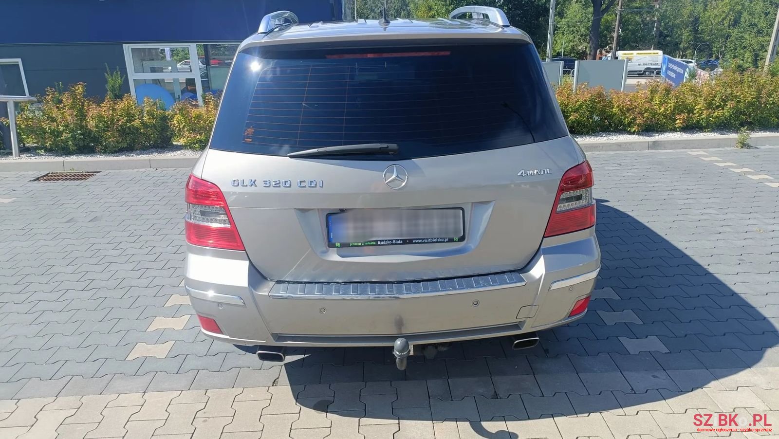 2008' Mercedes-Benz GLK photo #6