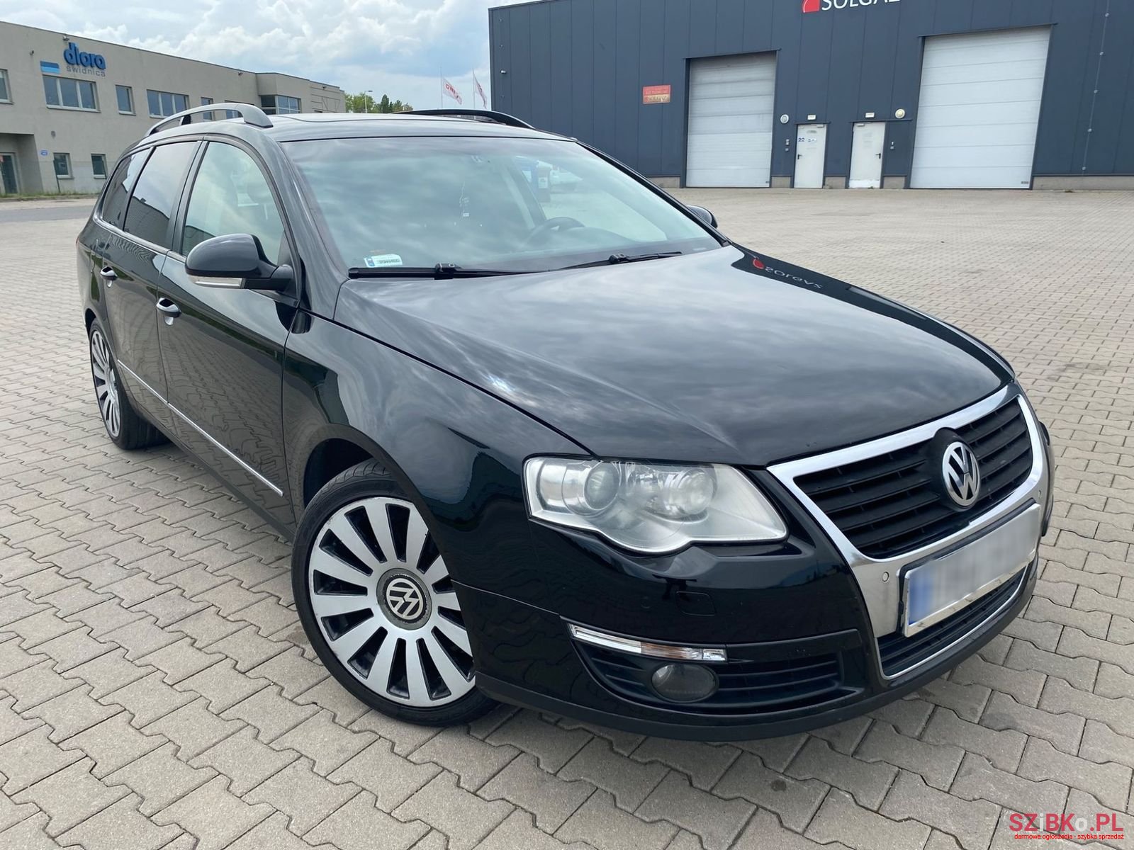 2006' Volkswagen Passat photo #2