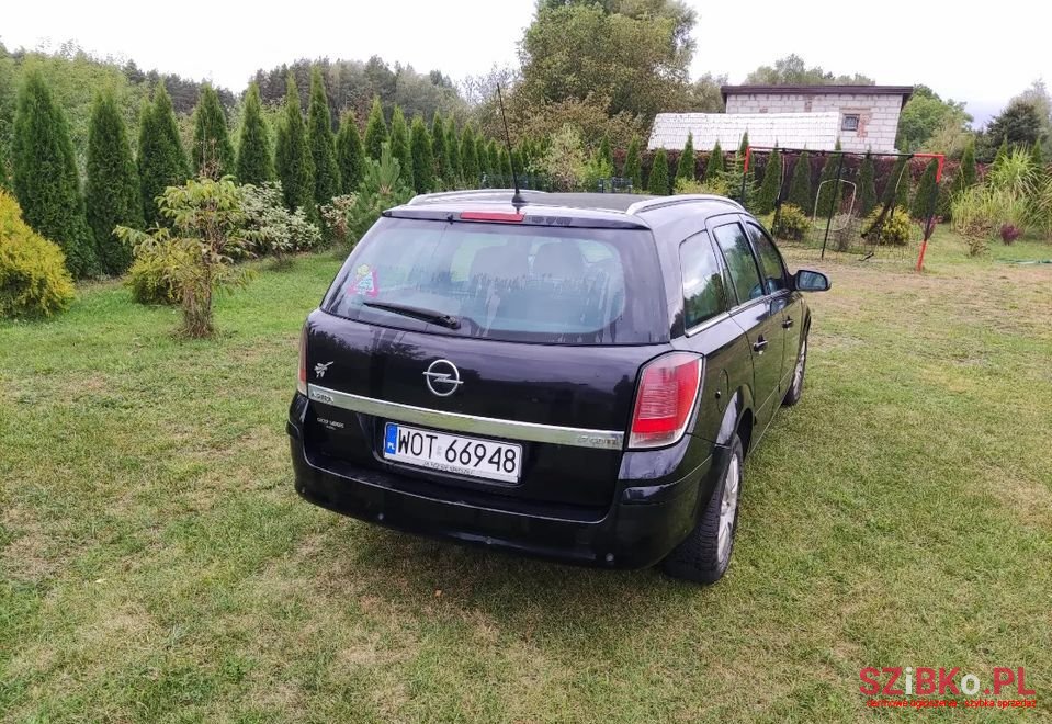 2005' Opel Astra photo #4