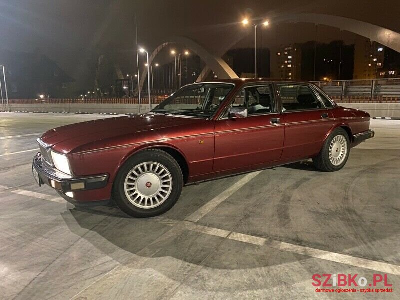 1992' Jaguar XJ40 photo #4