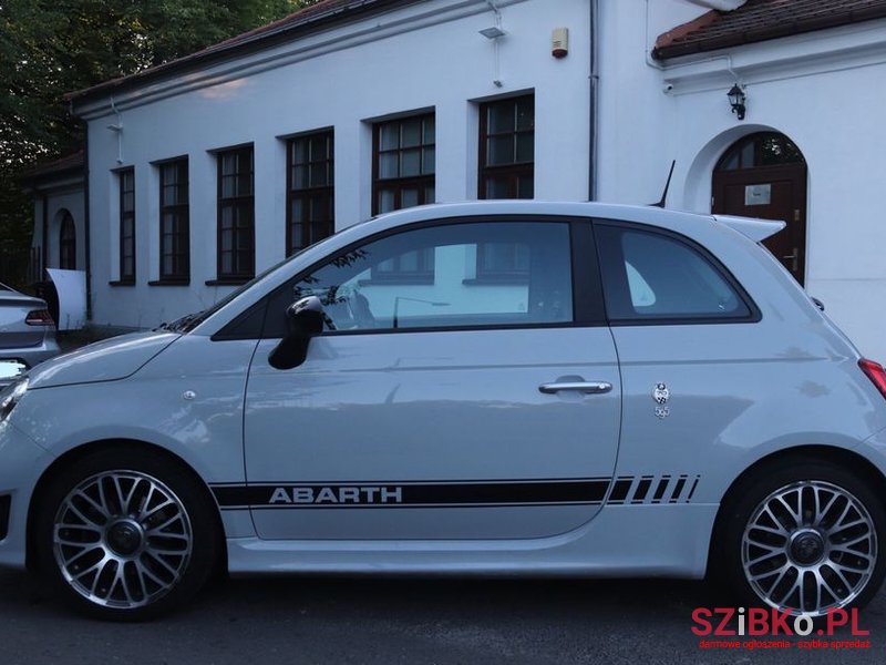 2019' Abarth 595 photo #4