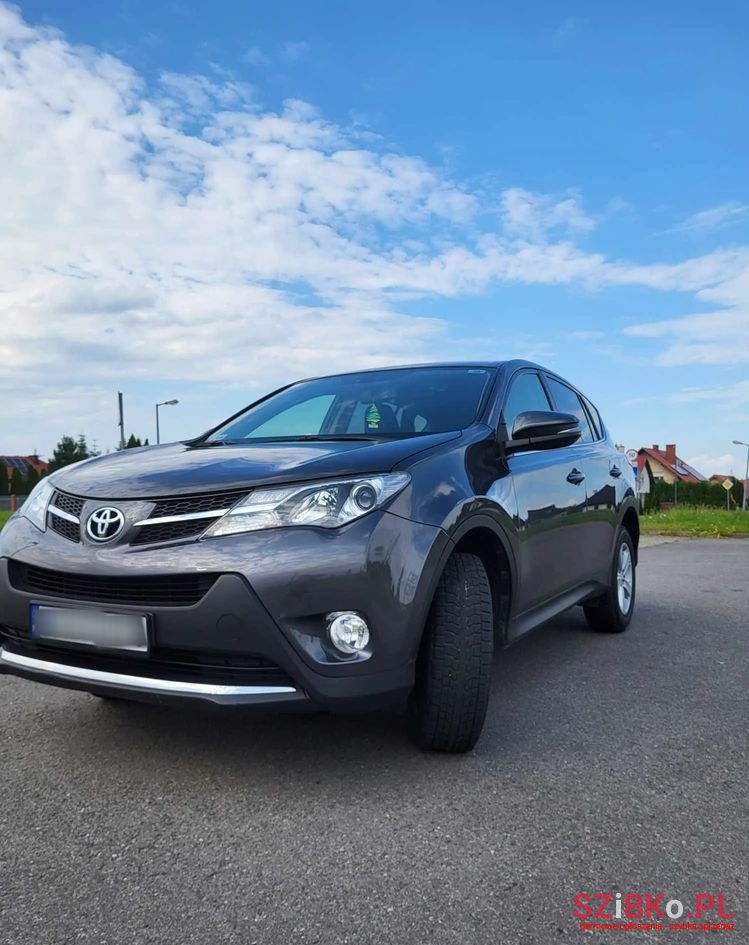 2013' Toyota RAV4 2.0 D-4D Active photo #1