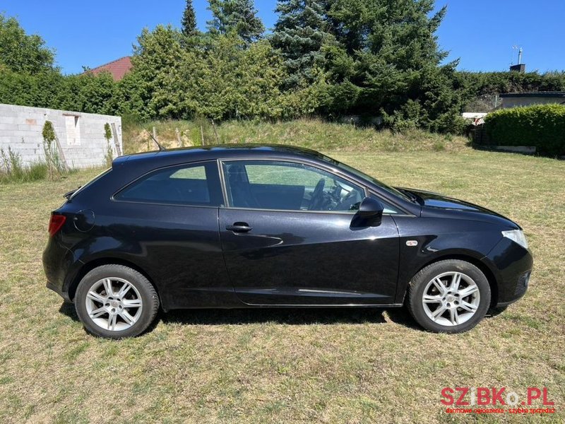 2009' SEAT Ibiza photo #5