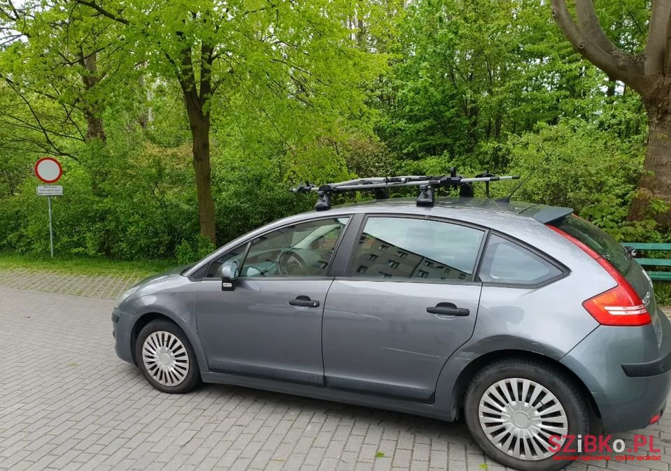 2009' Citroen C4 photo #1
