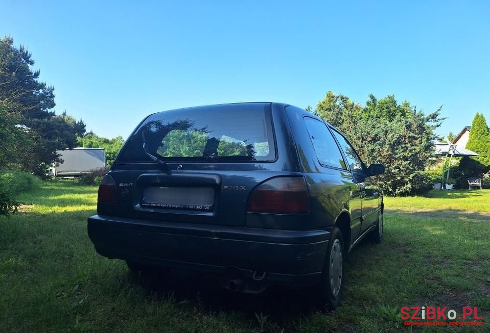 1994' Nissan Sunny photo #5