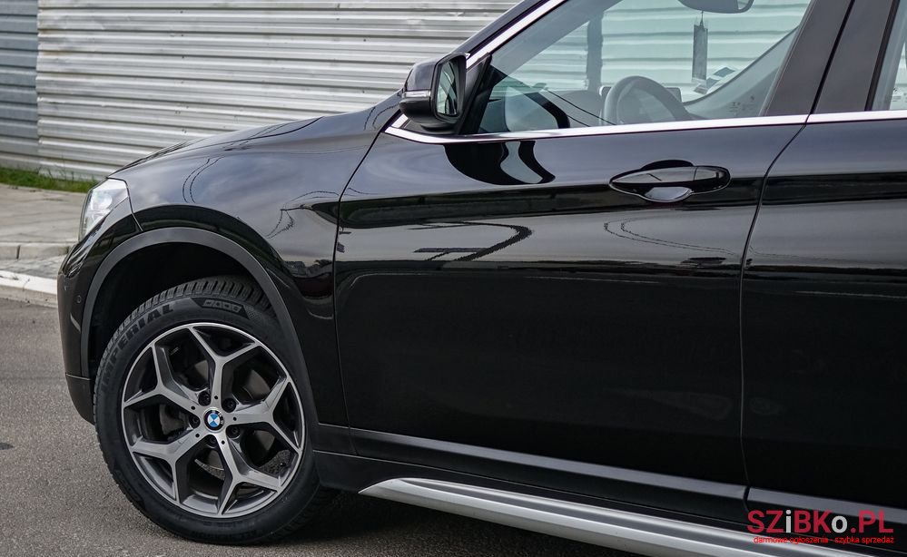 2018' BMW X1 Sdrive16D Xline photo #4