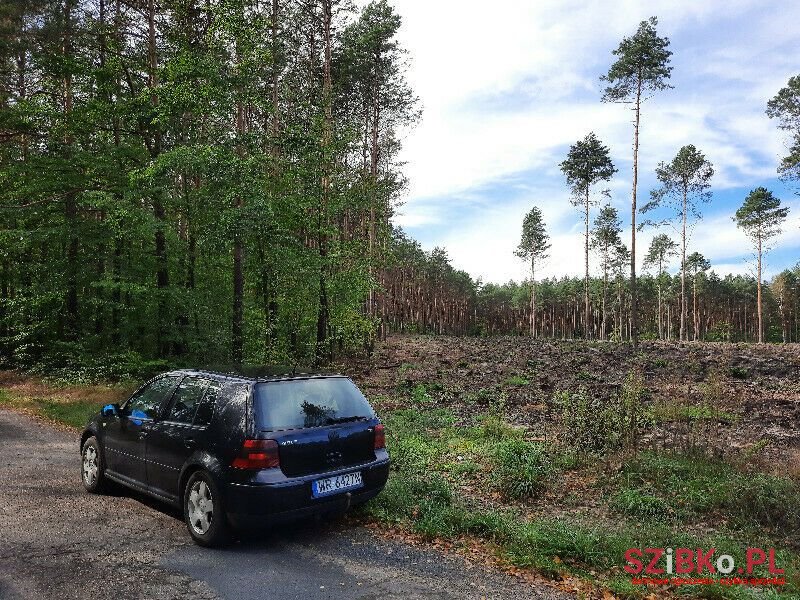 1999' Volkswagen Golf photo #3