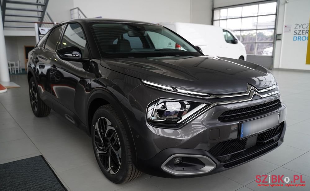 2023' Citroen C4 photo #2