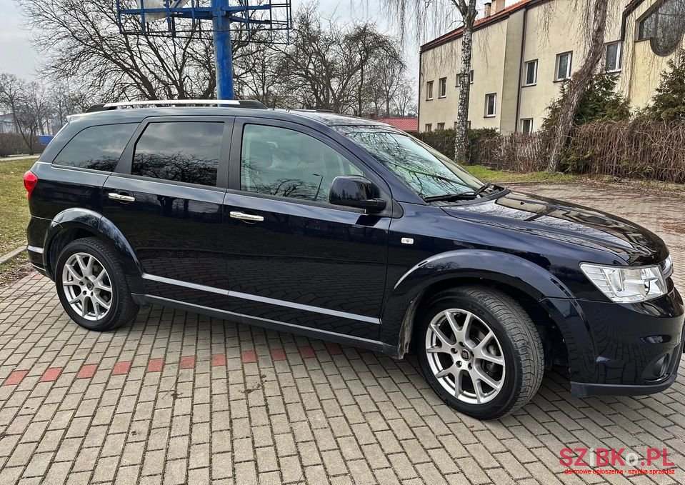 2012' Fiat Freemont photo #5