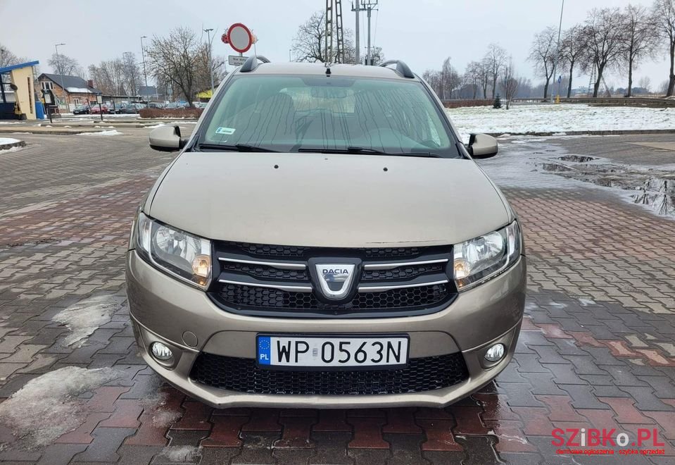 2014' Dacia Logan photo #2