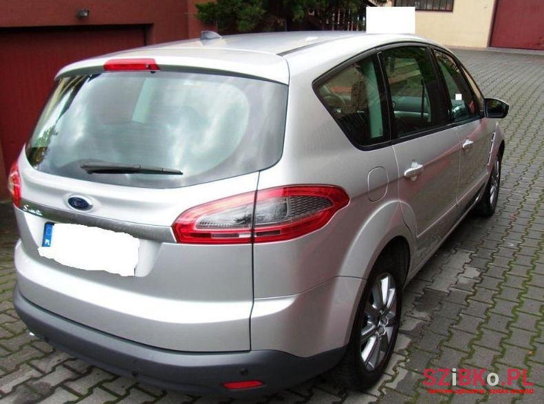 2011' Ford S-Max photo #1