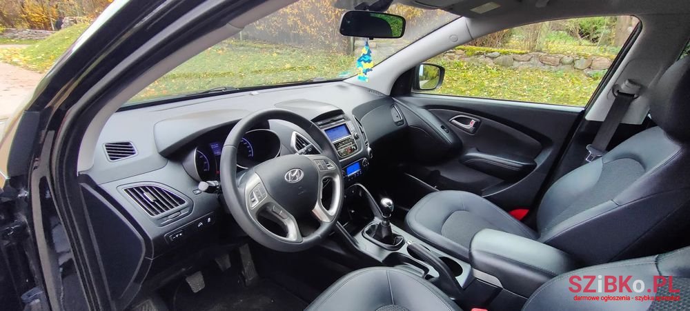 2011' Hyundai ix35 1.6 2Wd Style photo #6