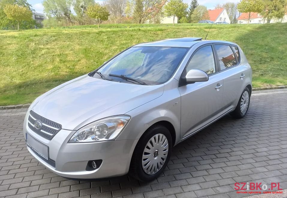 2007' Kia Ceed photo #4