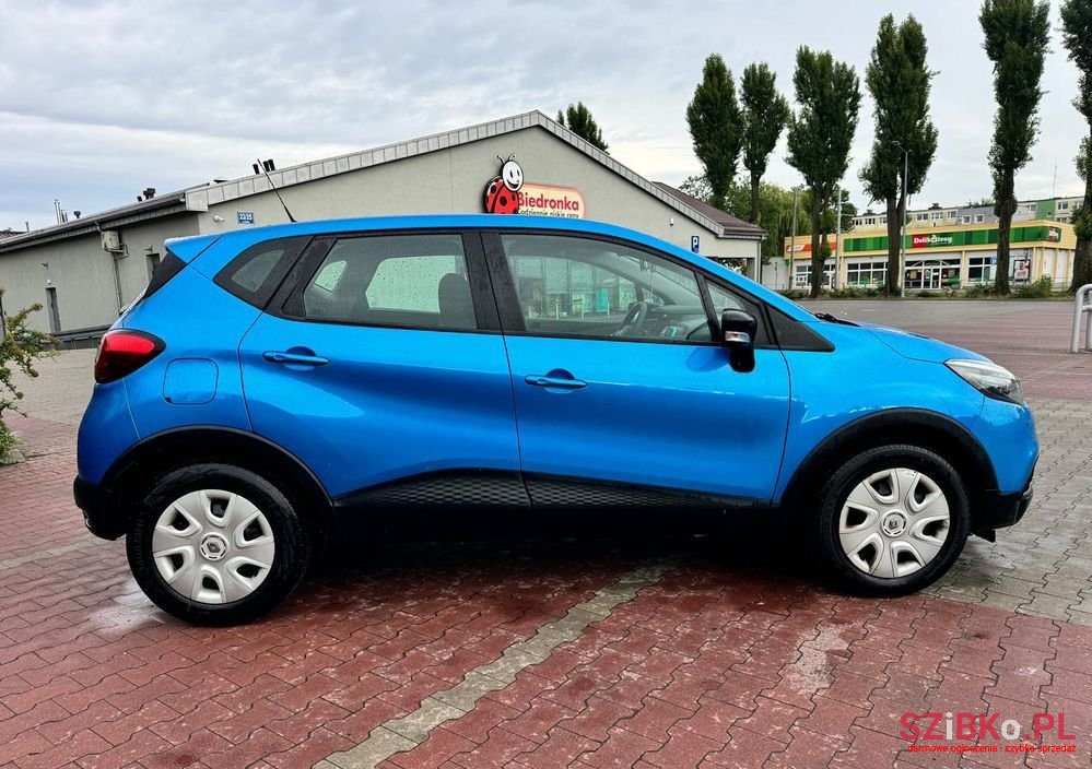 2016' Renault Captur photo #3