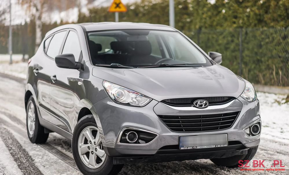 2011' Hyundai ix35 photo #1