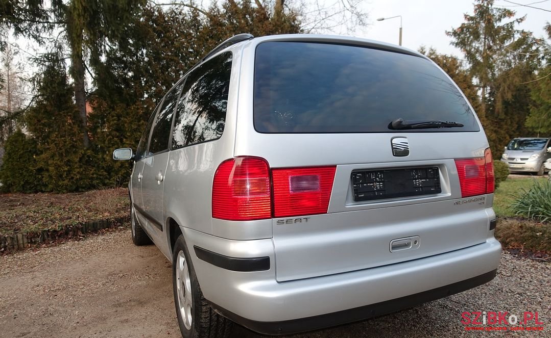 2006' SEAT Alhambra photo #5