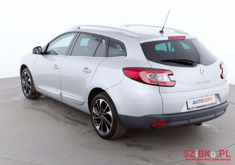 2015' Renault Megane photo #2