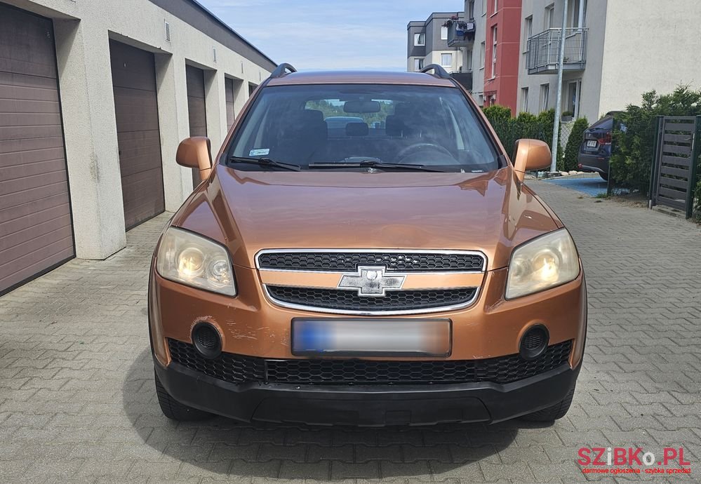 2007' Chevrolet Captiva photo #2