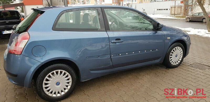 2002' Fiat Stilo photo #2