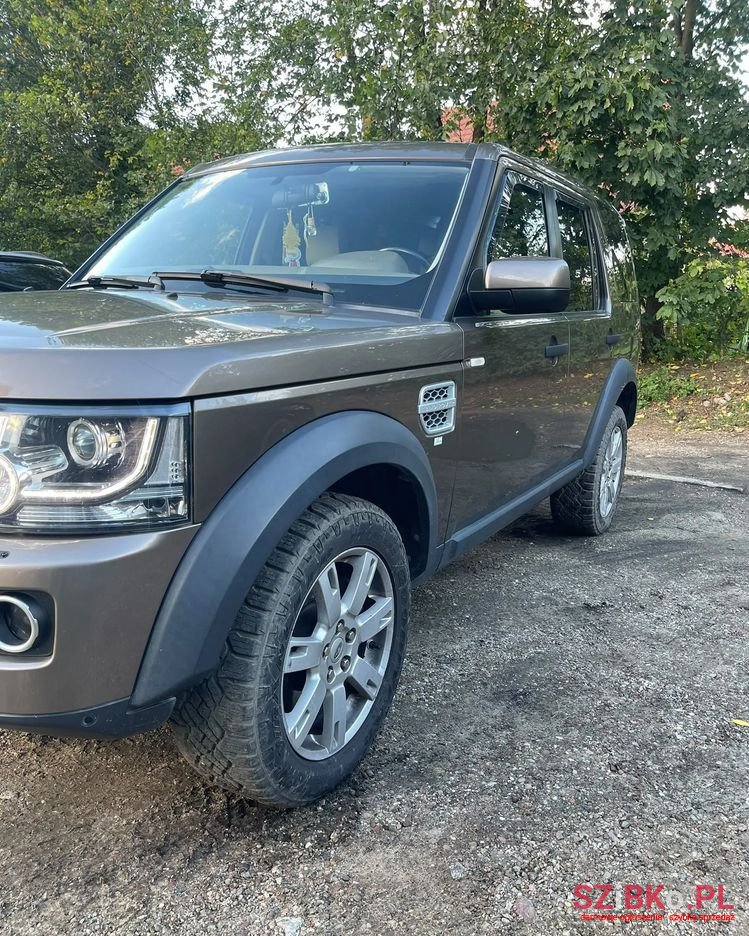 2011' Land Rover Discovery Td V6 S photo #2
