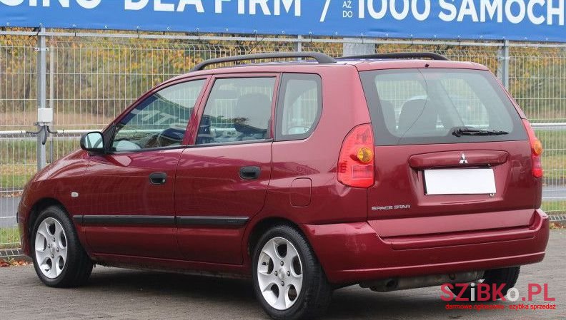 2003' Mitsubishi Space Star photo #3