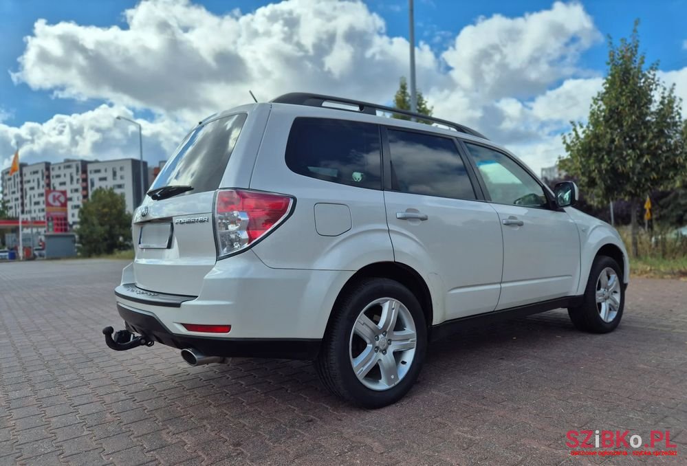 2009' Subaru Forester photo #3