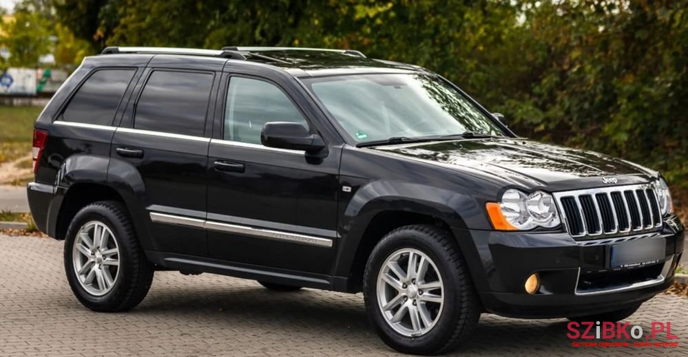 2008' Jeep Grand Cherokee photo #3