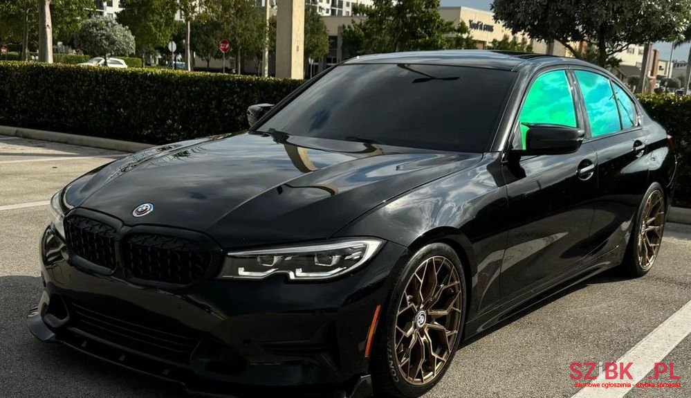 2019' BMW 3 Series photo #3