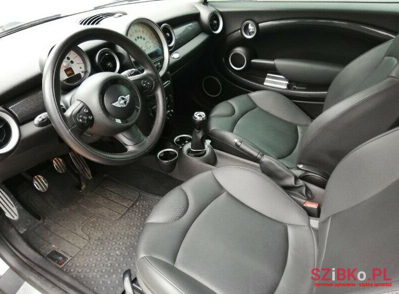 2012' MINI Clubman photo #4