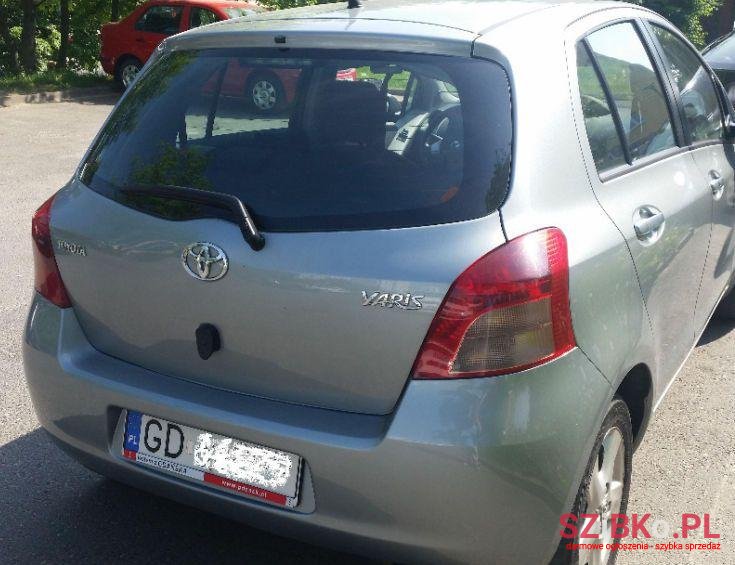 2007' Toyota Yaris photo #1